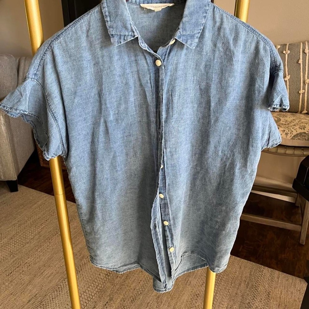 Madewell denim ruffle cotton linen cottage boho prairie top button up